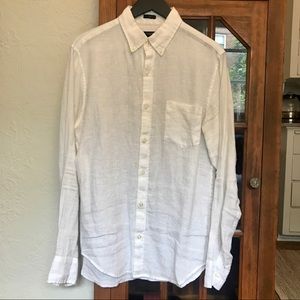 ❄️ J. Crew Men’s Linen Button Down